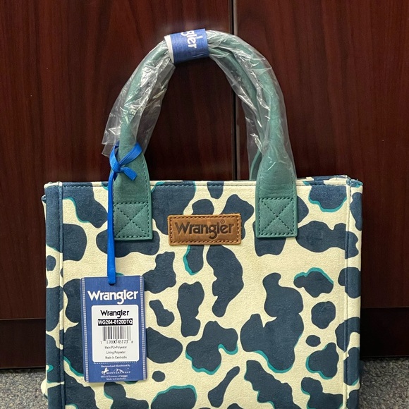 Wrangler Handbags - Wrangler Camouflage Blue and Cream Tote